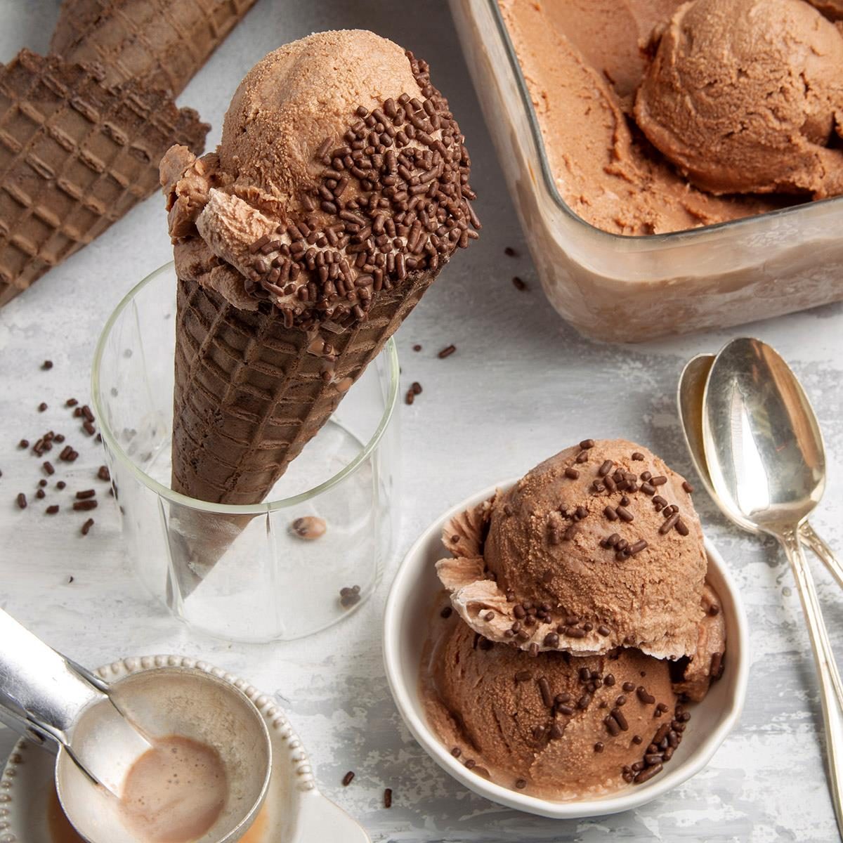 简易巧克力冰淇淋
