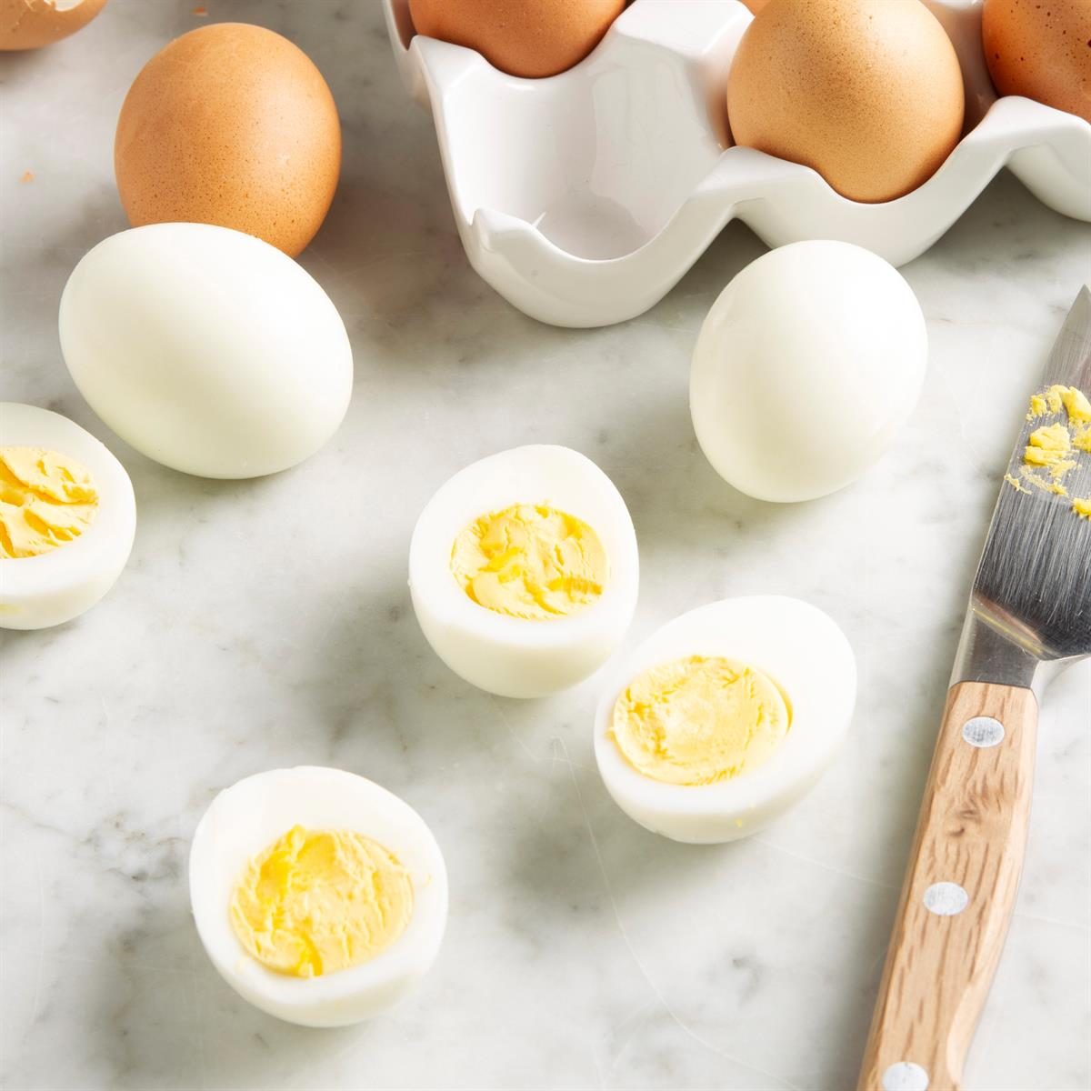 烤箱里煮熟的鸡蛋